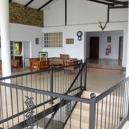 Hotel H2O Gampola Exterior photo