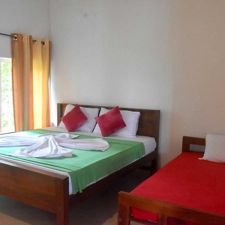 Hotel H2O Gampola Exterior photo