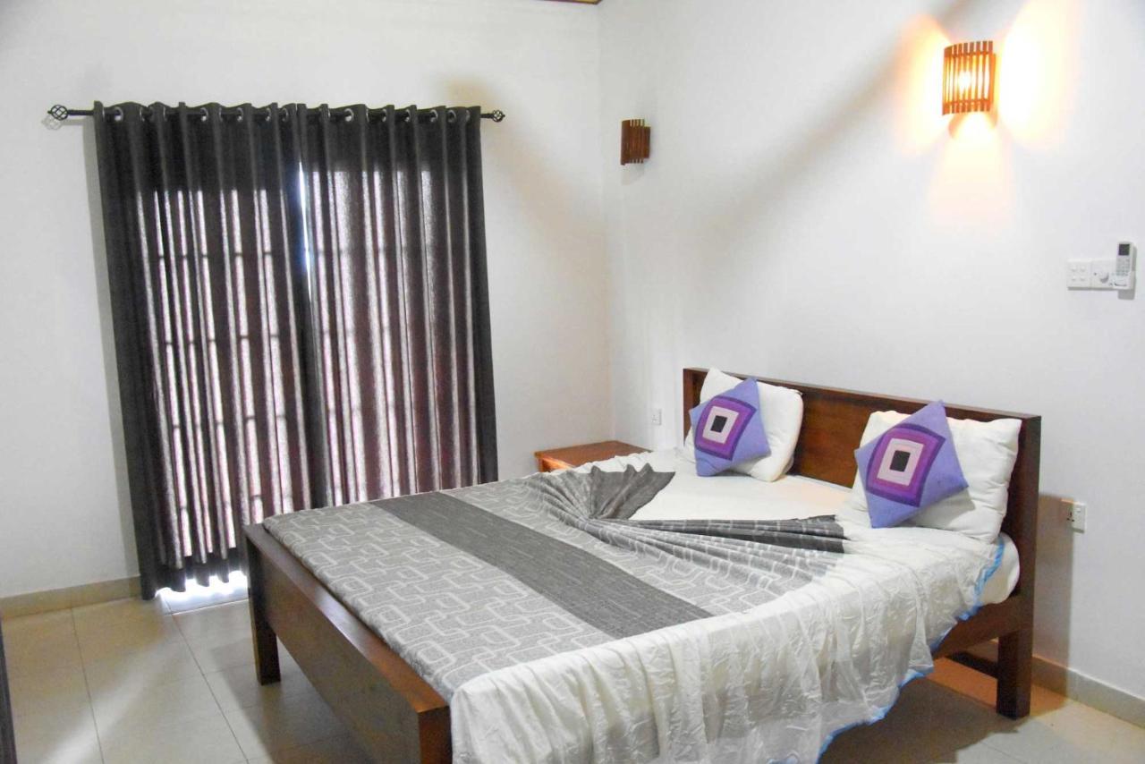Hotel H2O Gampola Exterior photo