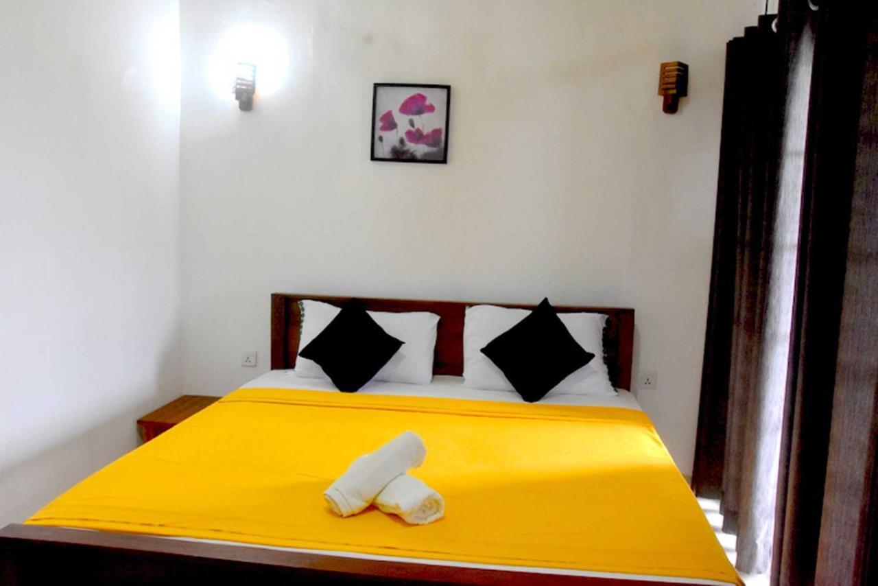 Hotel H2O Gampola Exterior photo