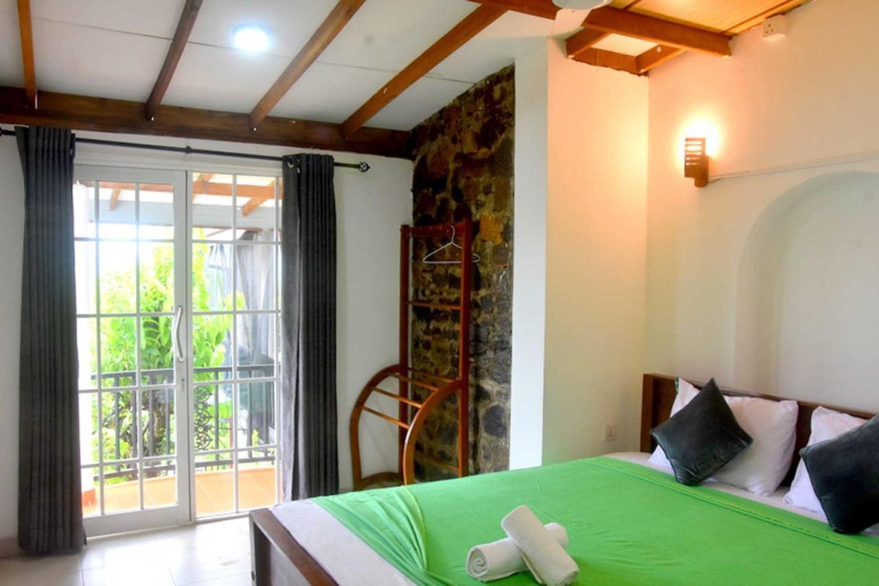 Hotel H2O Gampola Exterior photo